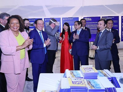 Khai mạc Triển lãm ảnh về Chủ tịch Hồ Chí Minh và Chương trình nghệ thuật "Việt Nam - Những sắc màu" tại Brazil