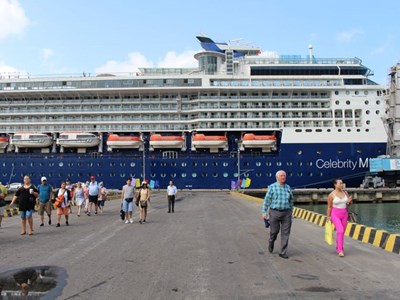 Cần các giải pháp, chính sách để đẩy mạnh du lịch tàu biển tại Huế