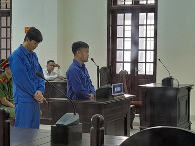 2 cán bộ CDC Quảng Trị bị xử 15 năm tù vì tham ô kit test