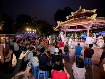 Cùng trải nghiệm không gian văn hoá Tây Ninh tại phố đi bộ Hồ Gươm