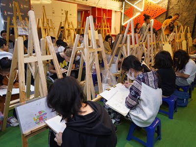 Cuộc thi vẽ tranh thiếu nhi quốc tế “Em yêu Hà Nội – Thành phố vì hòa bình”