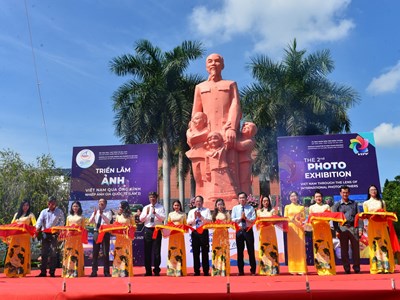 Khám phá văn hóa, con người Việt Nam qua ống kính nhiếp ảnh gia quốc tế