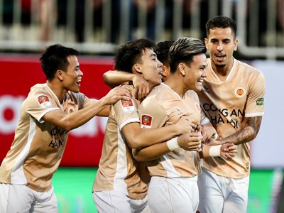 CLB Công an Hà Nội thắng đậm trên sân HAGL