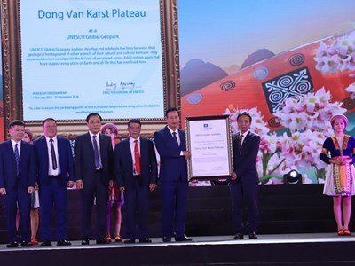Hà Giang đón nhận danh hiệu thành viên mạng lưới Công viên địa chất toàn cầu Cao nguyên đá Đồng Văn lần thứ 3