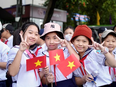 Hội An: Diễu hành chào mừng gia nhập mạng lưới các thành phố sáng tạo của UNESCO