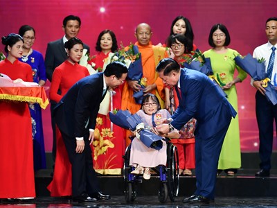 Chương trình "Hồ Chí Minh - Hành trình khát vọng 2023": Thắp sáng niềm tin và khát vọng