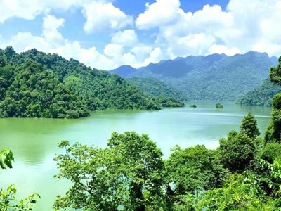 Phát triển khu du lịch hồ Ba Bể trở thành Khu du lịch quốc gia