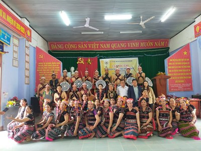 Quảng Nam: Truyền dạy văn hóa phi vật thể gắn với phát triển du lịch miền núi