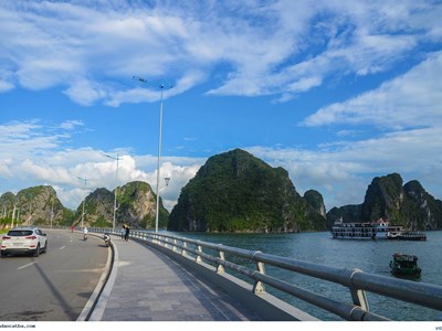 Chậm quy hoạch bảo vệ, di sản vịnh Hạ Long sẽ bị "trả giá"