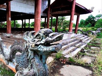 Khu du lịch sinh thái tiền tỉ bỏ hoang gần chục năm