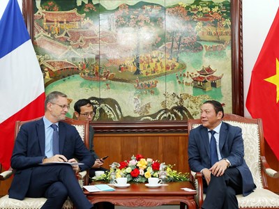 Việt Nam – Pháp: Tăng cường hợp tác VHTTDL