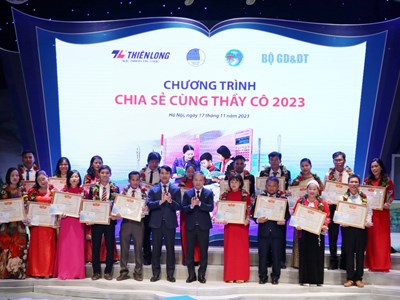 Tuyên dương 58 thầy cô tiêu biểu vùng dân tộc thiểu số và khó khăn