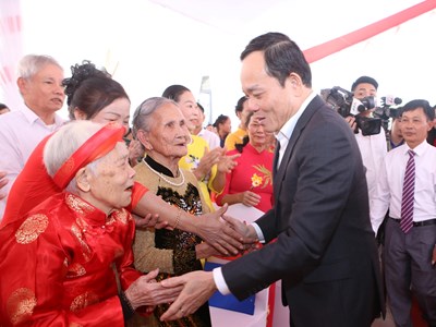 Phó Thủ tướng Trần Lưu Quang dự Ngày hội Đại đoàn kết toàn dân tộc tại tỉnh Thanh Hóa