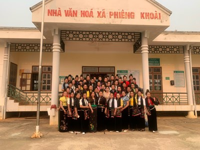 Về Yên Châu​​​​​​​ say điệu xòe Thái