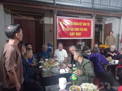 Tình làng nghĩa xóm ở Tổ liên gia Yên Phú