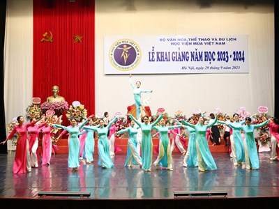 Bảo đảm quyền lợi cho Học viện Múa Việt Nam: Bộ chỉ đạo, Trung tâm vẫn... đủng đỉnh
