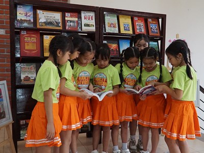 Lan tỏa văn hóa đọc trong học sinh xứ Huế