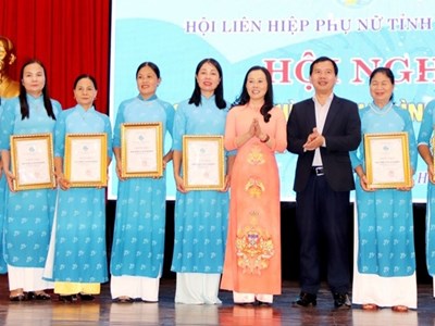 Giao lưu mô hình “Gia đình 5 có, 3 sạch” tiêu biểu tỉnh Thanh Hóa