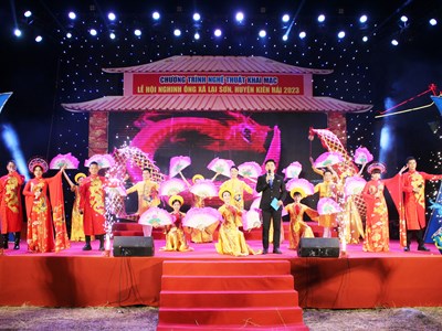 Tôn vinh nét đẹp văn hóa biển đảo