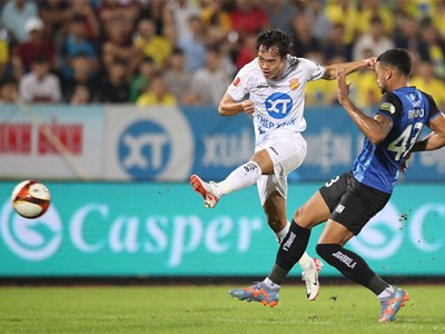 Nóng bỏng các cuộc đua