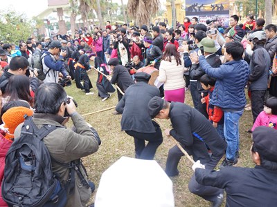 Lên Bắc Hà vui hội kéo co