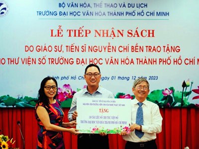 Trường ĐH Văn hóa TP.HCM tiếp nhận sách cho Thư viện số