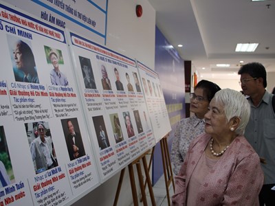 Triển lãm 500 hình ảnh về văn học nghệ thuật TP.HCM