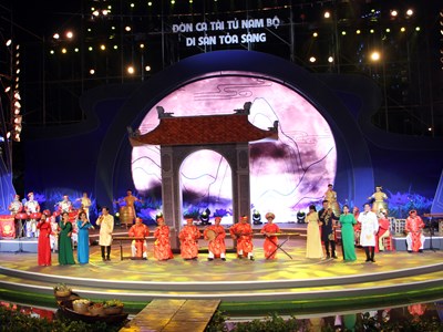 Đờn ca tài tử Nam Bộ: Tìm vị trí xứng đáng trong không gian văn hóa đô thị