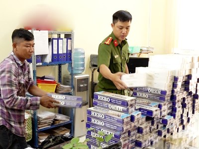 Liên tiếp bắt hàng nghìn bao thuốc lá lậu