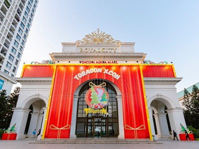 Vui hội Giáng sinh – Săn quà siêu đỉnh cùng Hội chợ Art toy Giáng sinh tại Vincom