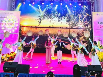 Liên hoan Tân cổ giao duyên và Chặp cải lương TP.HCM: Lộ diện nhiều gương mặt trẻ triển vọng