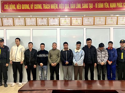 Bắt giam 9 đối tượng trong đường dây đánh bạc hơn 176 tỉ đồng