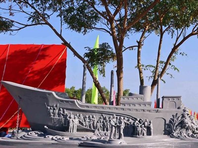 Khởi công xây dựng cụm Tượng đài Chuyến tàu tập kết ra Bắc năm 1954