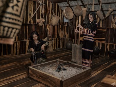 Làm du lịch ở làng K’Ho Cil