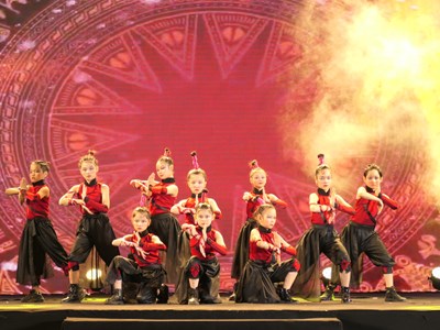 Chung khảo cuộc thi nhảy hiện đại “Step up Tây Hồ”