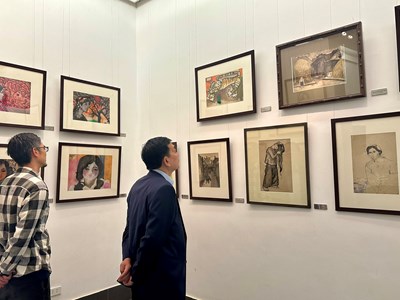 Triển lãm tranh họa sĩ Ngọc Thọ tại Bảo tàng Mỹ thuật Việt Nam