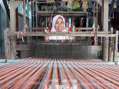 Làng Chăm làm du lịch