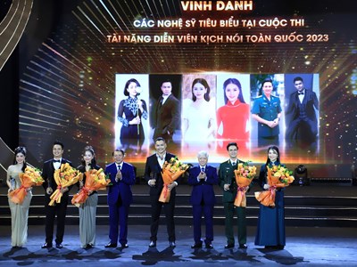 Chắp cánh cho tài năng văn học, nghệ thuật