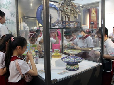 Trưng bày chuyên đề Du xuân - Cổ ngoạn