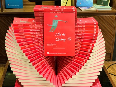 Ra mắt cuốn sách khắc họa sự tàn khốc của 81 ngày đêm trận chiến Thành cổ Quảng Trị