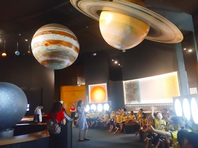 Khám phá phố biển bằng “City tour” để môi trường càng xanh