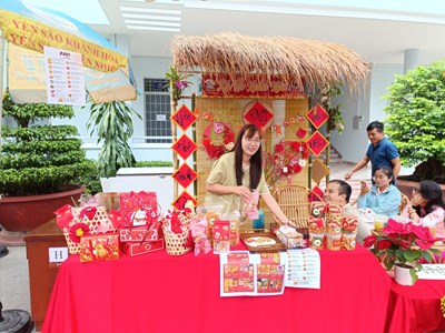 Công an tỉnh Khánh Hòa tổ chức chương trình Phiên chợ Xuân Giáp Thìn 2024