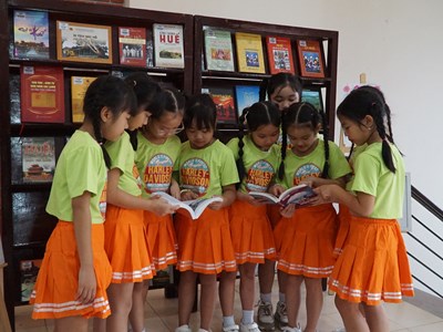 Lan tỏa sâu rộng Tủ sách Huế đến cộng đồng