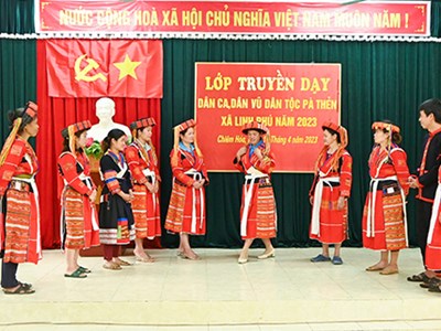 Gìn giữ nét đẹp văn hóa truyền thống dân tộc Pà Thẻn