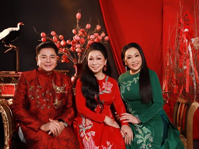 NSND Bạch Tuyết: “Những ngày Tết của cải lương giúp tôi lớn lên...”