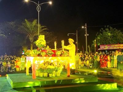 Trình diễn di sản Lễ cúng giao thừa Tết Nguyên đán của người Việt