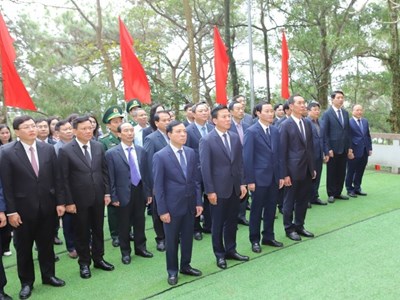 Thanh Hóa: Dâng hương tưởng nhớ Chủ tịch Hồ Chí Minh
