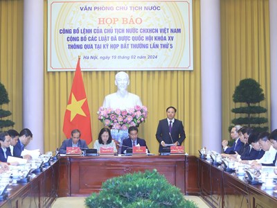 Công bố Lệnh của Chủ tịch nước về Luật Đất đai