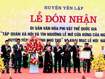 Độc đáo Lễ mở cửa rừng của người Mường ở Yên Lập