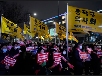 Hàn Quốc nâng mức cảnh báo y tế nghiêm trọng do hàng nghìn bác sĩ đình công